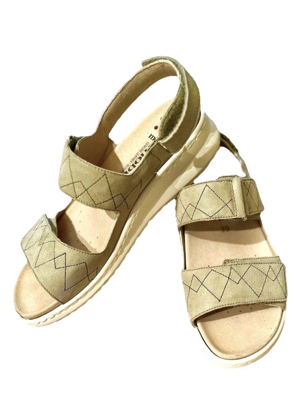 MEPHISTO BRITANY SANDALS - LIGHT KHAKI LIAM - SIZE 8.5 (EURO 39)